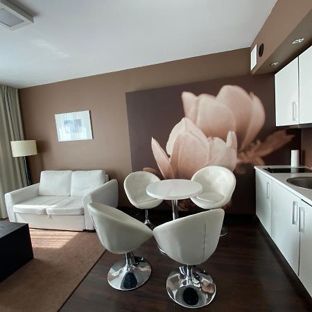 Apartament Prywatny Salon Z Aneksem Kuchennym I Sypialnia W Hotelu Diva Kolobřeh Exteriér fotografie