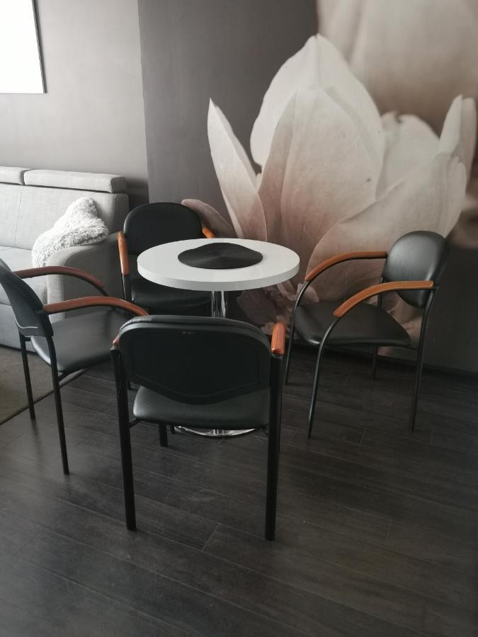 Apartament Prywatny Salon Z Aneksem Kuchennym I Sypialnia W Hotelu Diva Kolobřeh Exteriér fotografie
