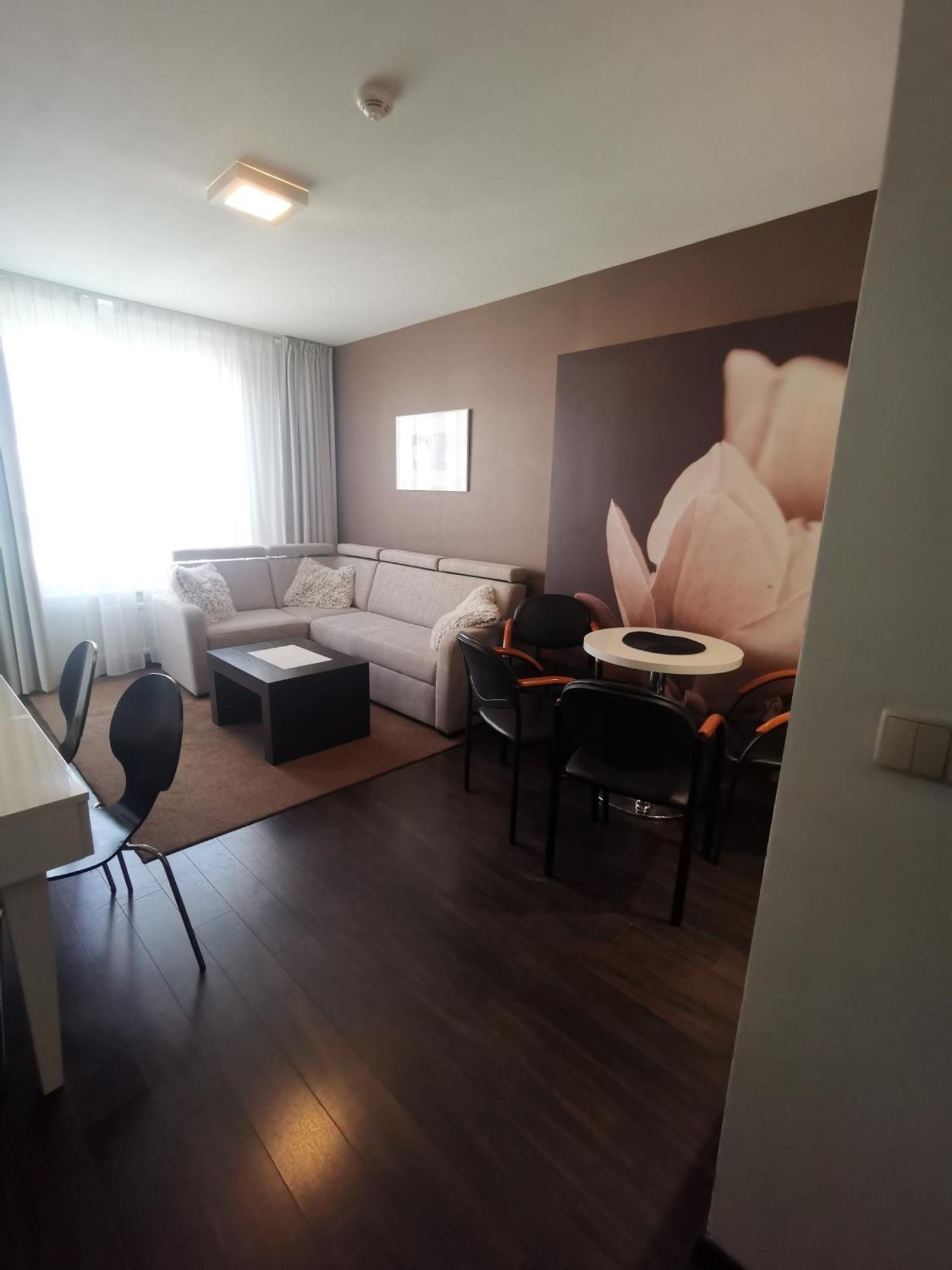 Apartament Prywatny Salon Z Aneksem Kuchennym I Sypialnia W Hotelu Diva Kolobřeh Exteriér fotografie
